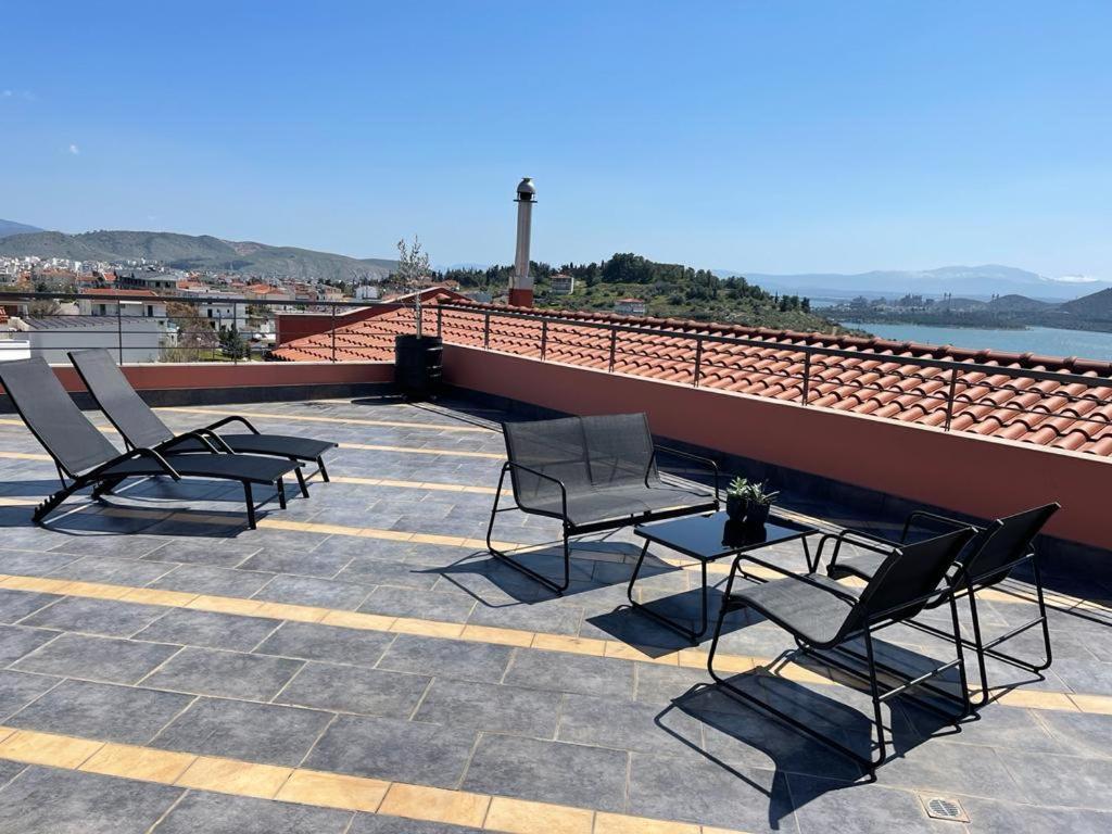Apollon Loft Apartment Chalkís Exterior foto